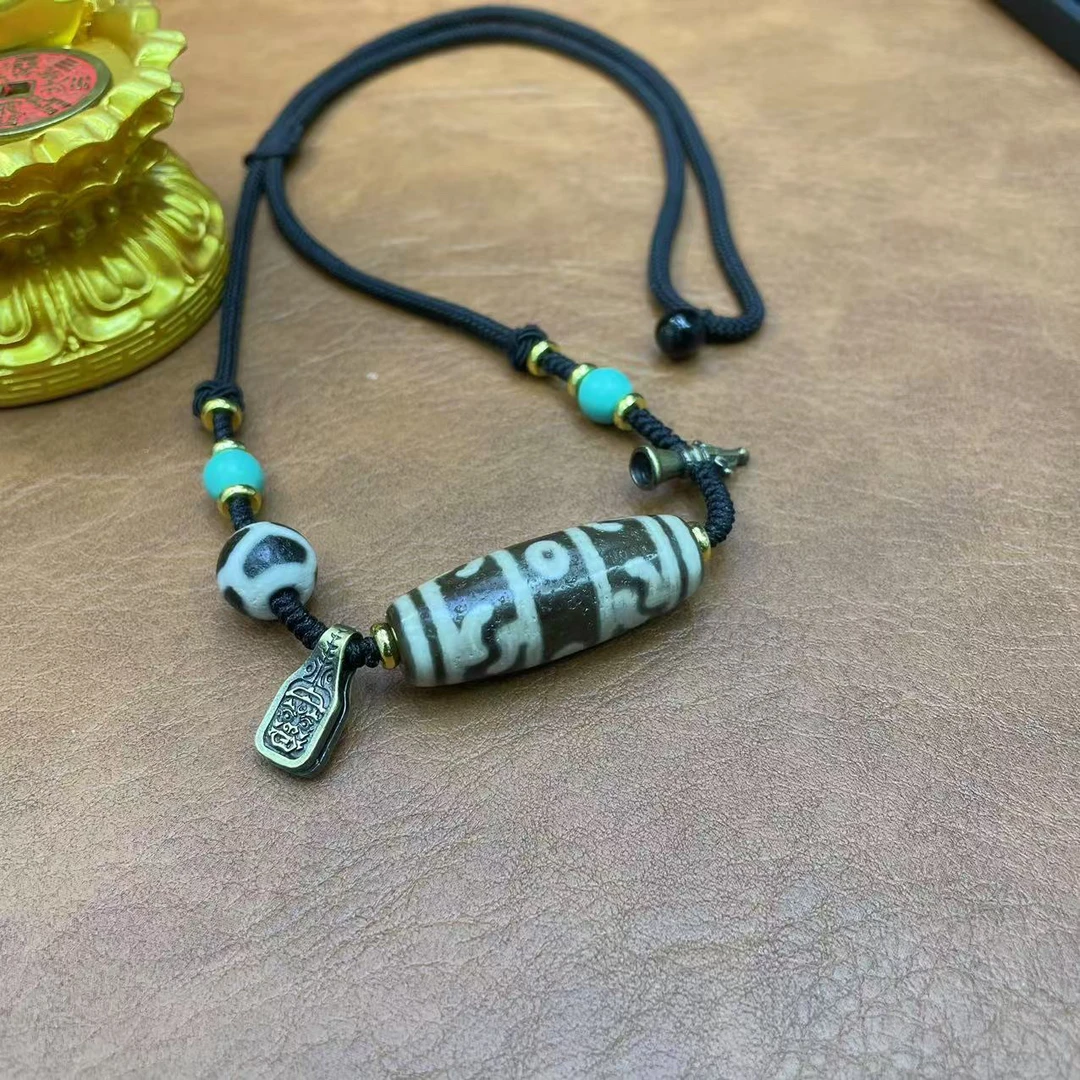 玛瑙复古老藏莲师3眼锁骨项链脖挂颈饰网红明星同款民族风