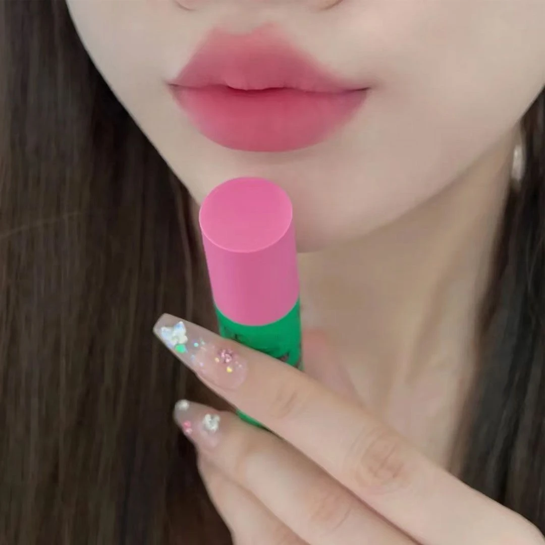 纯欲韩妹女高~怪美莉亚奶糕唇霜不易粘杯唇釉唇泥女学生平价显白