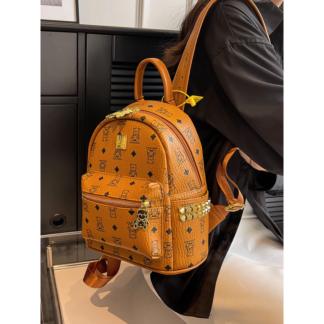 女高级新款背包旅游2024双肩包感大学生大容量皮质女士众书包小