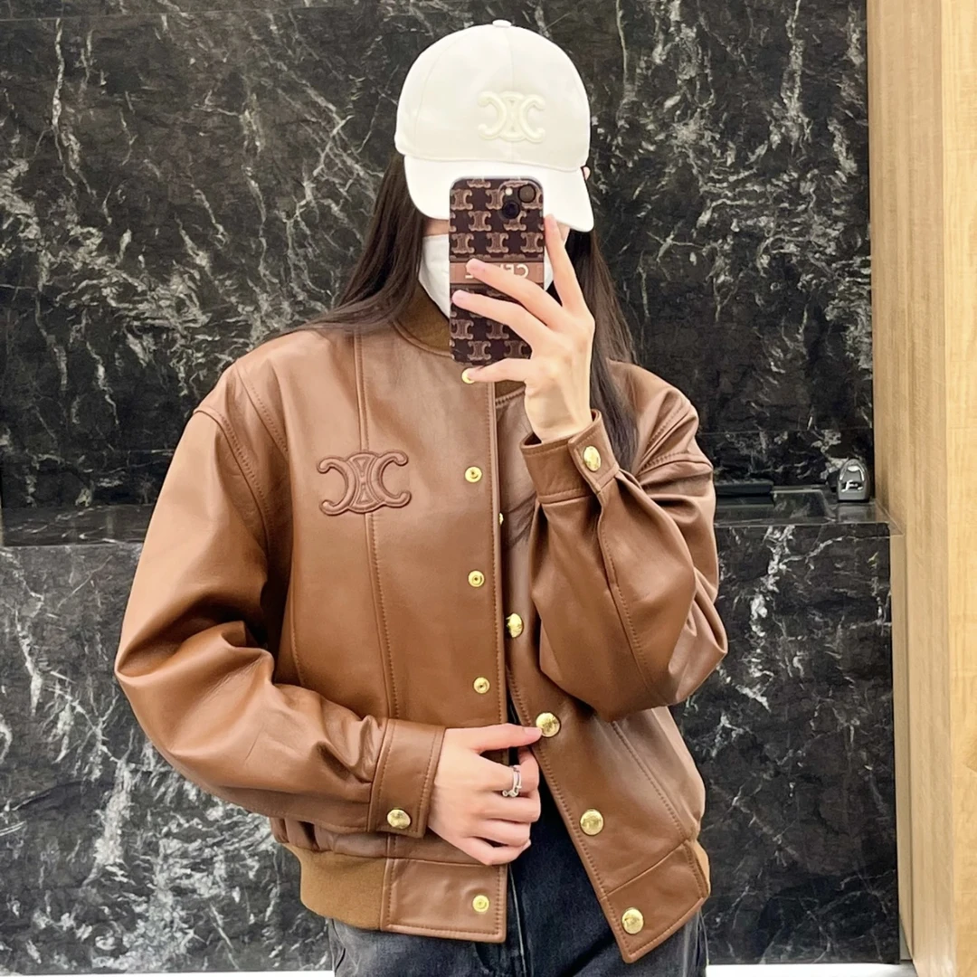 99新 Celine/思琳 凯旋门棕色上衣 38码 01656