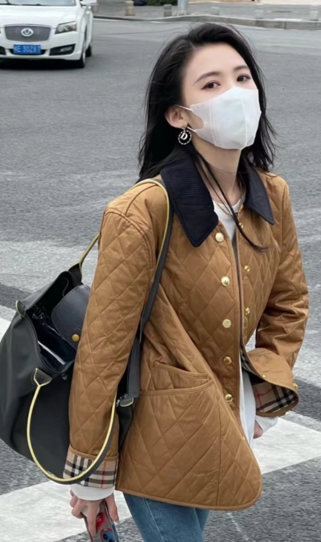 带吊牌未使用 Burberry博柏利24年新款棉服 专柜价10800 01273