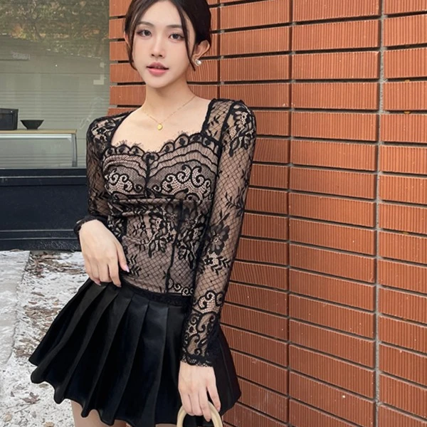 纯欲长袖蕾丝v领上衣女名媛气质时尚性感御姐修身显瘦轻奢打底衫