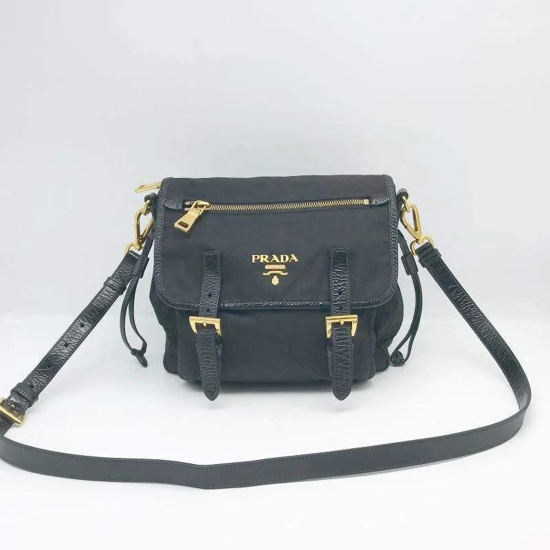 95新 Prada/普拉达 洋诚二手 普拉达黑色斜挎包 95新 公价15000
