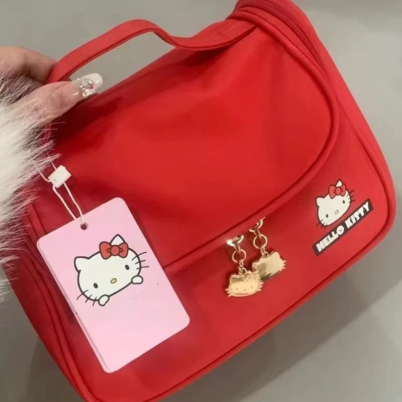 HelloKitty化妆包女便携式大容量手提可爱洗漱收纳包旅行包D438