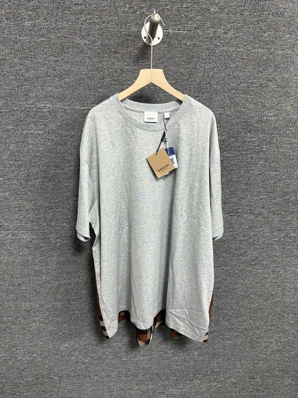 全新未使用 BURBERRY/博柏利 巴宝莉 灰色背后格纹短袖