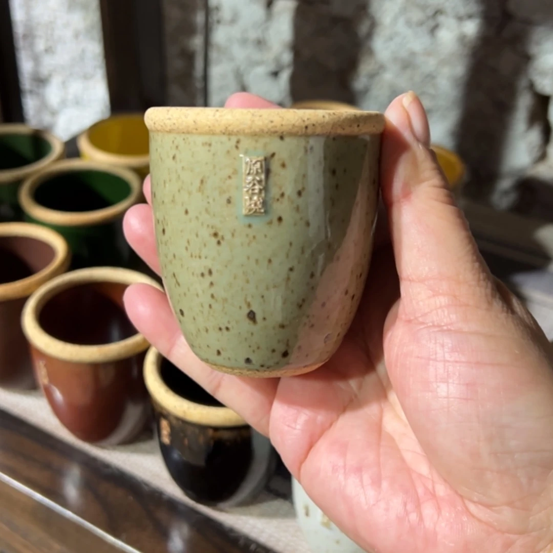 【闪购商品】陶瓷缸100