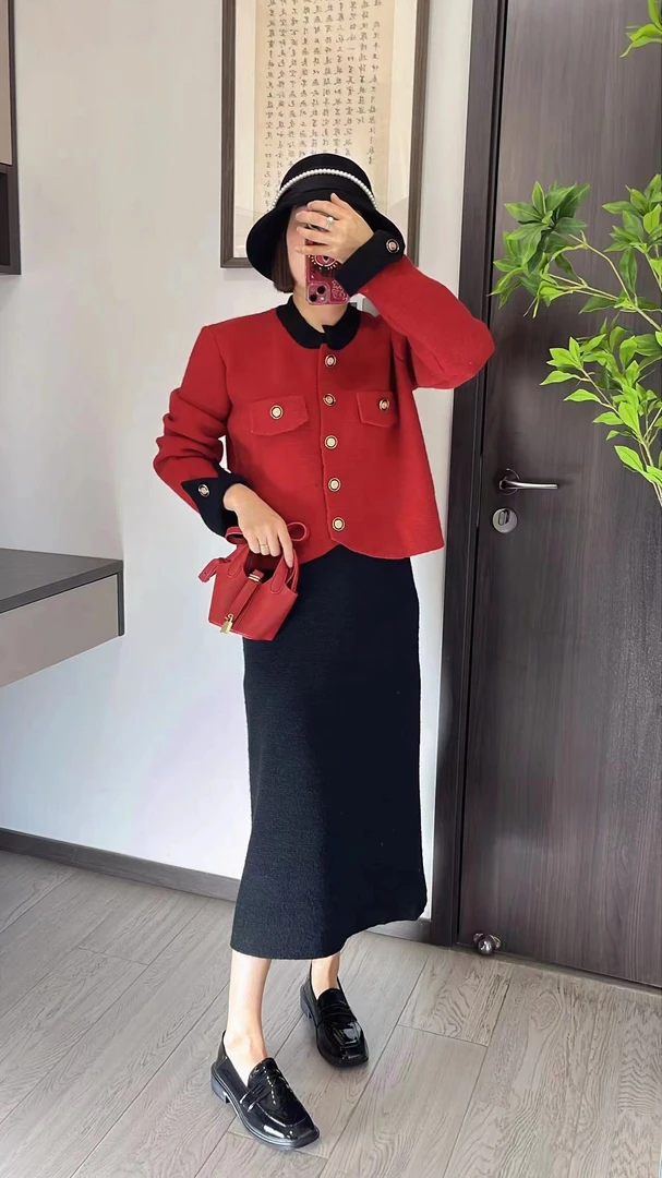 杭州意法当季新款韩系小香风轻奢时尚针织套装显瘦秋冬款