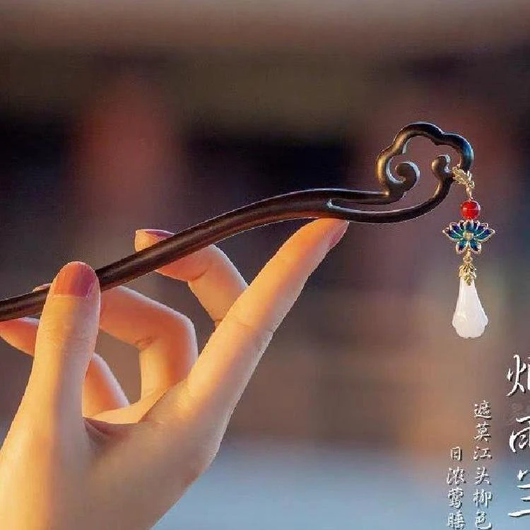 古风木质简约现代木簪发簪中式高级钗子仿檀木盘发簪子女2024新款