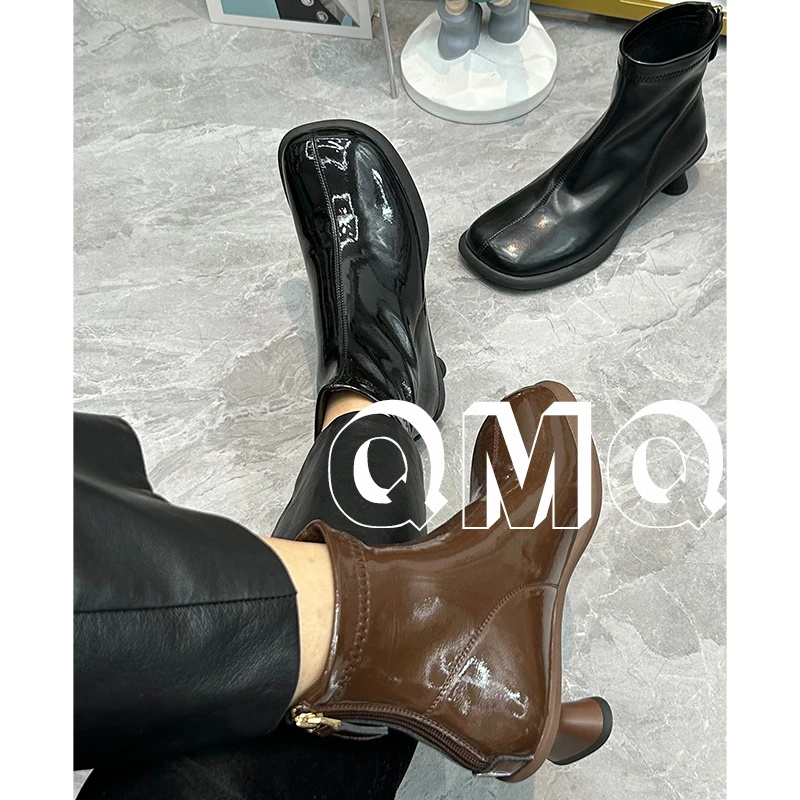 2023年新款时尚粗跟百搭方头厚底瘦瘦靴英伦风秋冬复古韩版网红