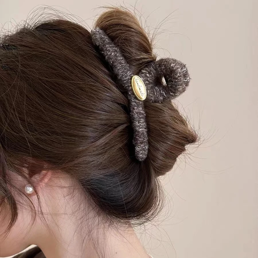 秋冬气质优雅椭圆金属盘发抓夹毛线发夹高级感发饰新款1024/1021