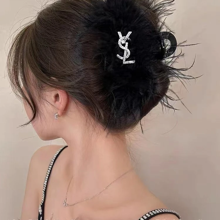 黑色纯色鸵鸟毛天然毛毛高级字母大号抓夹 蓬松 显发量百搭8025