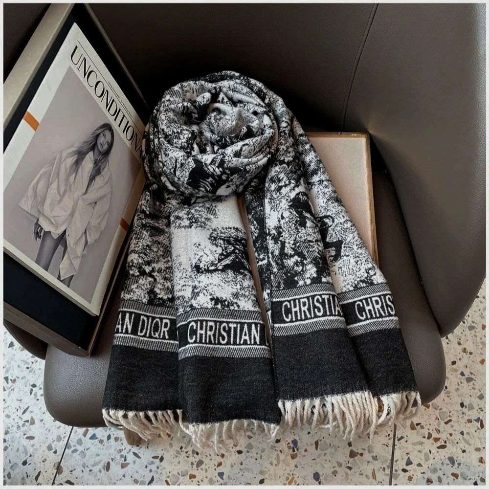 秋冬披肩空调房办公室秋季保暖长款两用外搭仿羊绒围巾保暖披肩