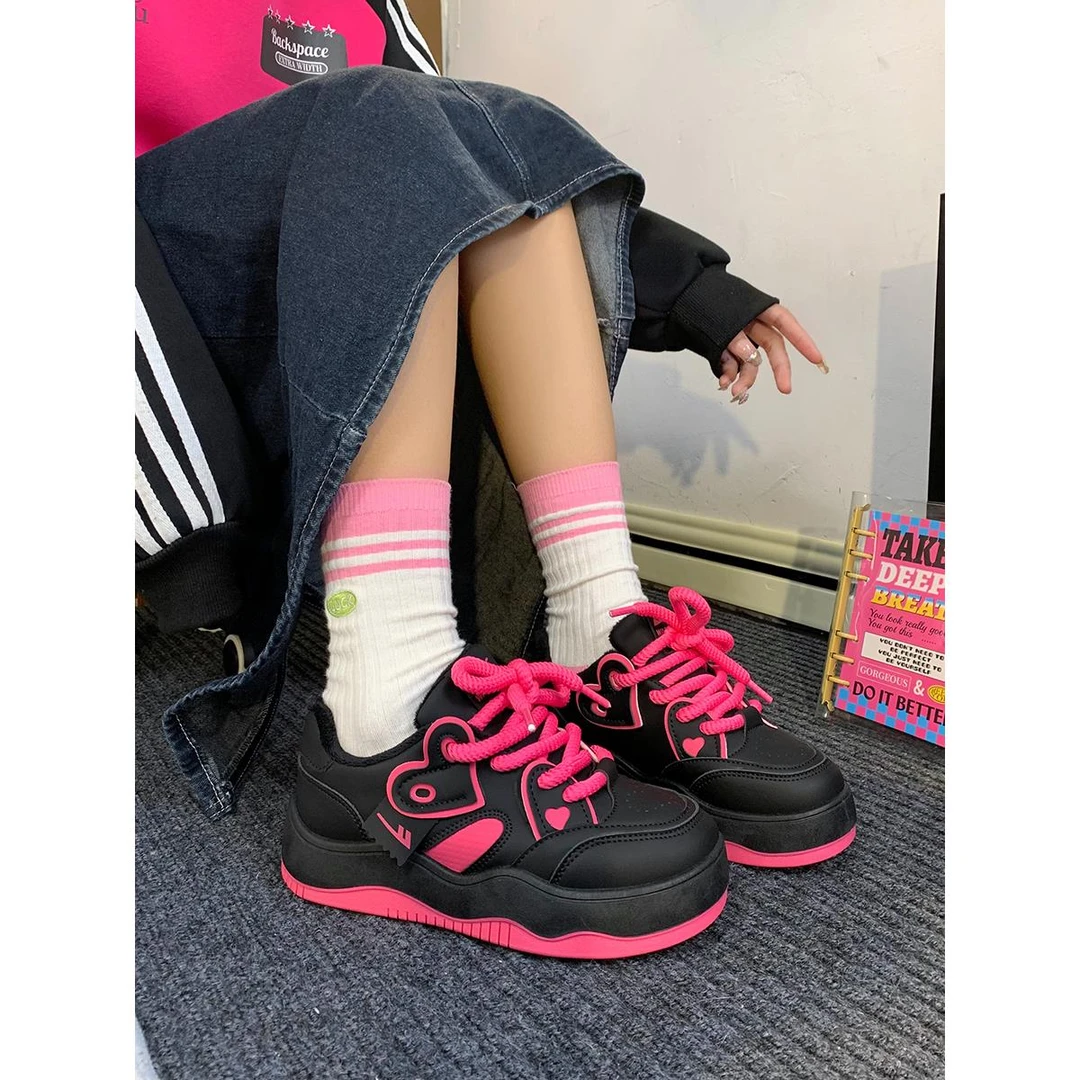回力加绒女鞋冬季2024新款原创小众百搭爱心复古日系二棉厚底板鞋