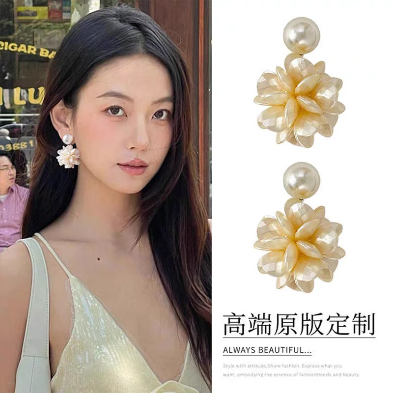 合金仿珍珠耳饰 68 高级感时尚夸张字母大耳环女