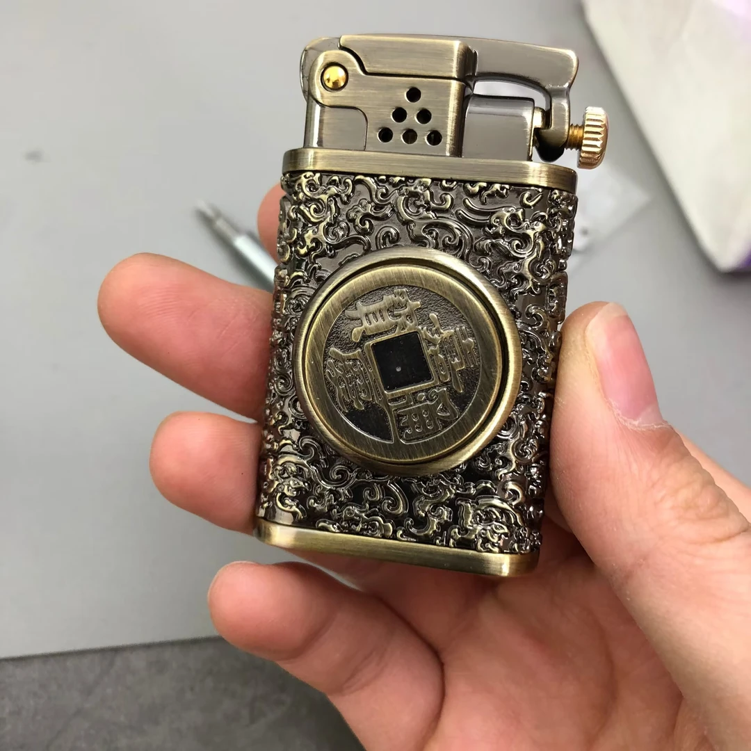 ZORRO一键弹射盔甲黄铜煤油打火机赚大钱高档创意 礼品男士礼物