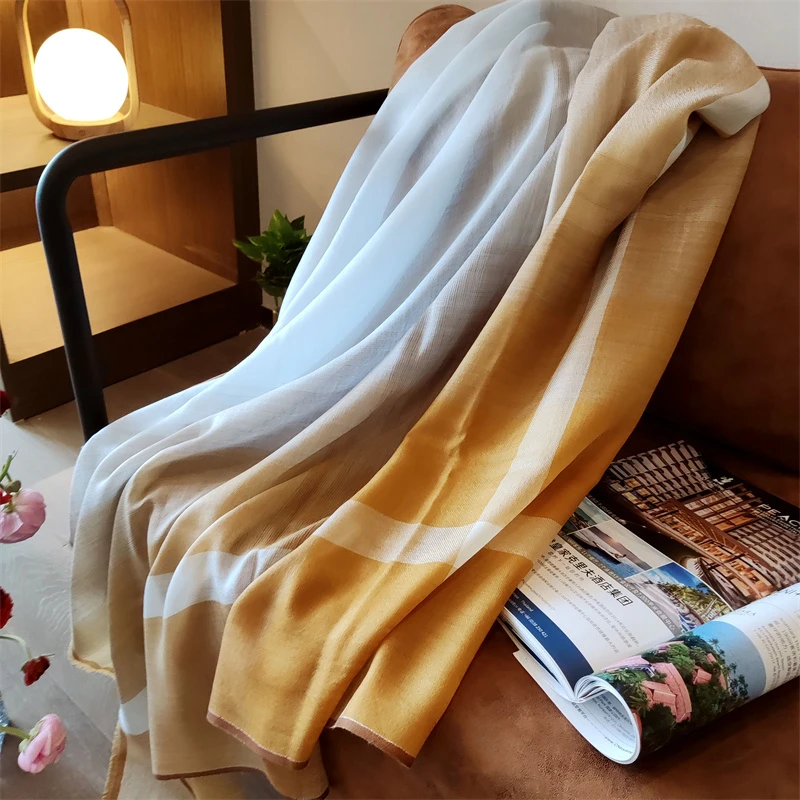 渐变色织 四季超薄空调房羊绒披肩 山羊绒大方巾围巾格子保暖时尚