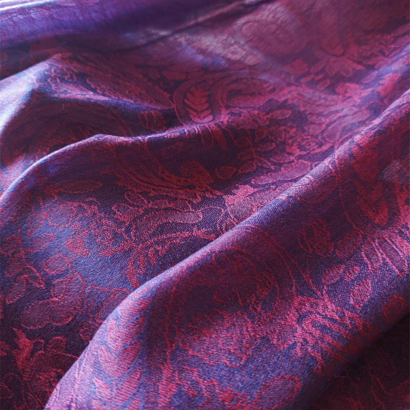 高端重磅刺绣花纹山羊绒超薄夏季空调披肩的山羊绒超薄防晒披肩