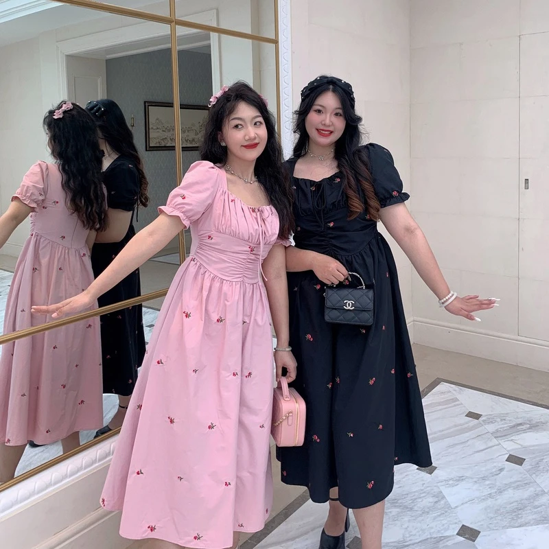 现货 慧芝huizhi 刺绣花花裙 重工定制刺绣花花收腰显瘦连衣裙