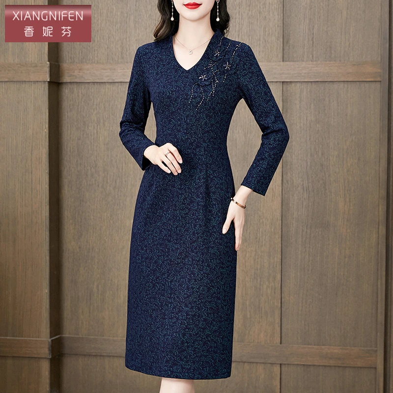 【香妮芬】83068秋冬修身时尚保暖过膝洋气新款冬季连衣裙