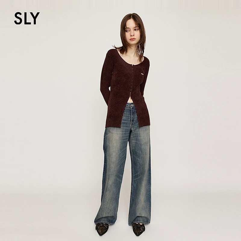 SLY 2024冬季新品怀旧直筒宽松裤猫须牛仔裤女030HAA11-4451