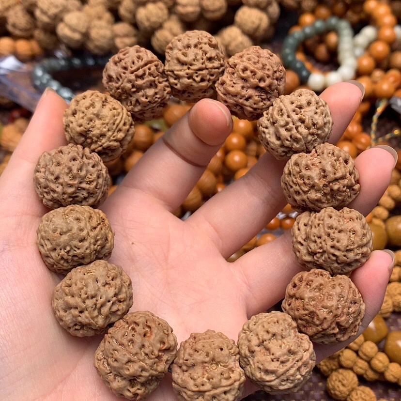 大金刚五星蜂王1.9-2.0手串尼泊尔大金刚蜂王