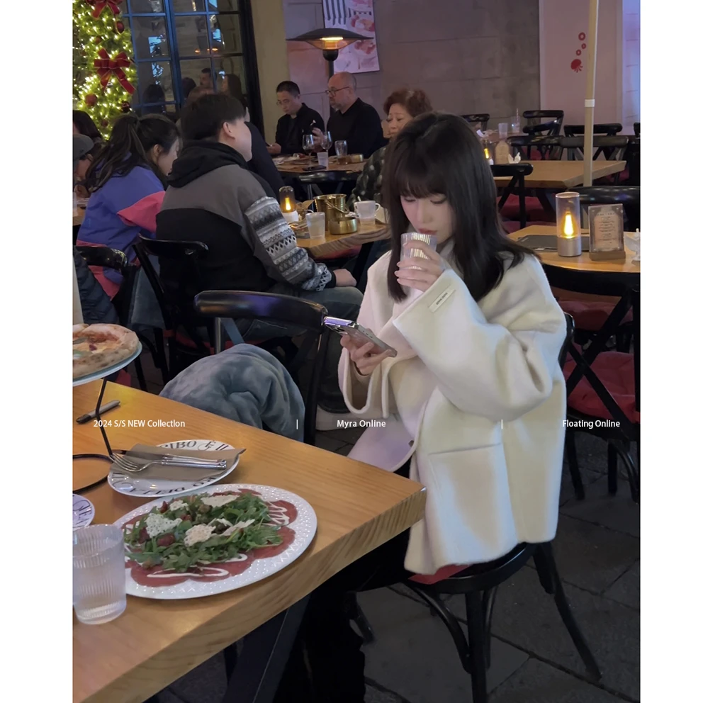 MYRÁ"月野"骆驼绒+桑蚕丝 围巾领小个子双面呢大衣XMSC024198