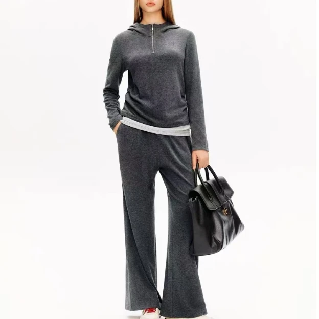 24年早秋新款时尚百搭字母烫钻撞色假两件连帽套装TZ001（24T450）