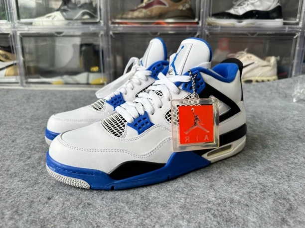 44双/aj4赛车蓝篮球鞋/全新原盒/公价3899