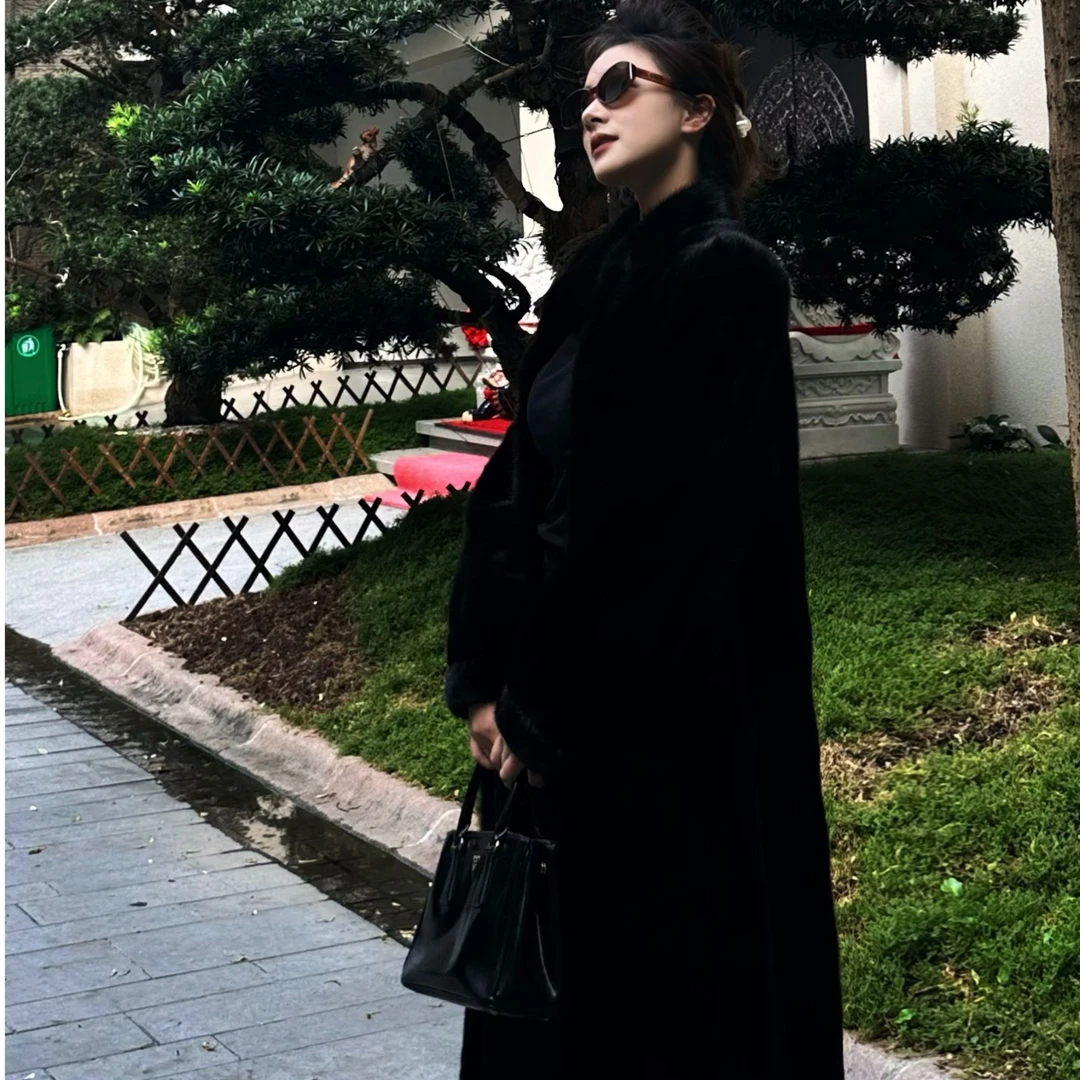 人造皮草 ViVi（欧美精选水貂外套）女装设计款