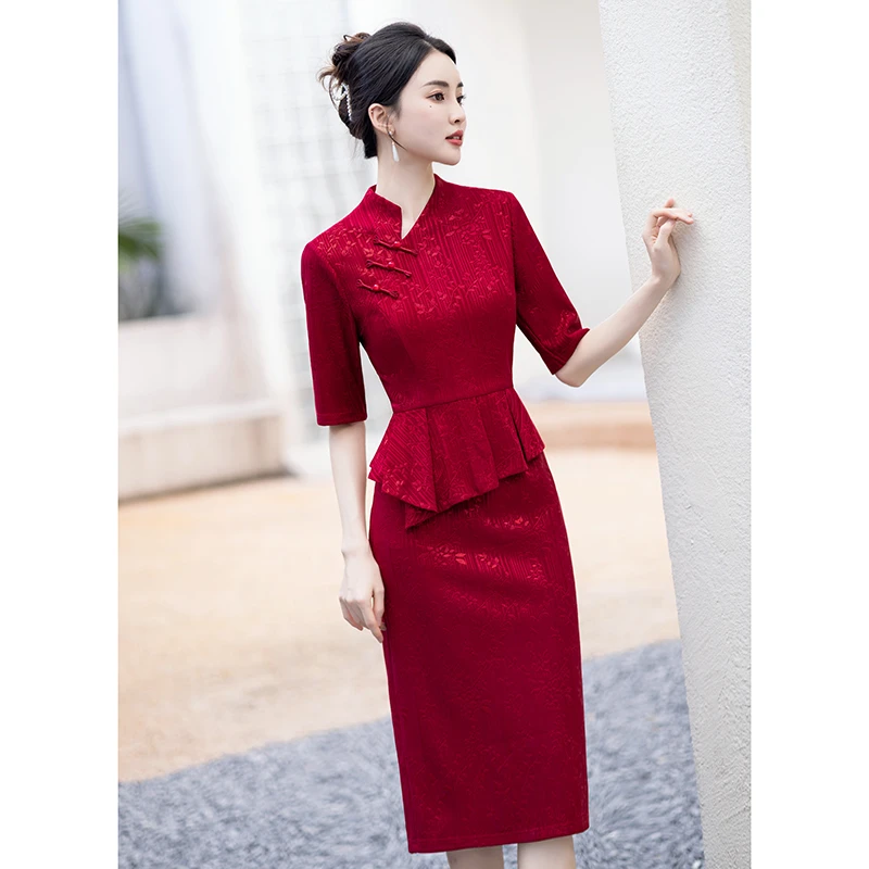 红色旗袍2025年小个子年轻款高端喜婆婆中式旗袍女款2025款网红款