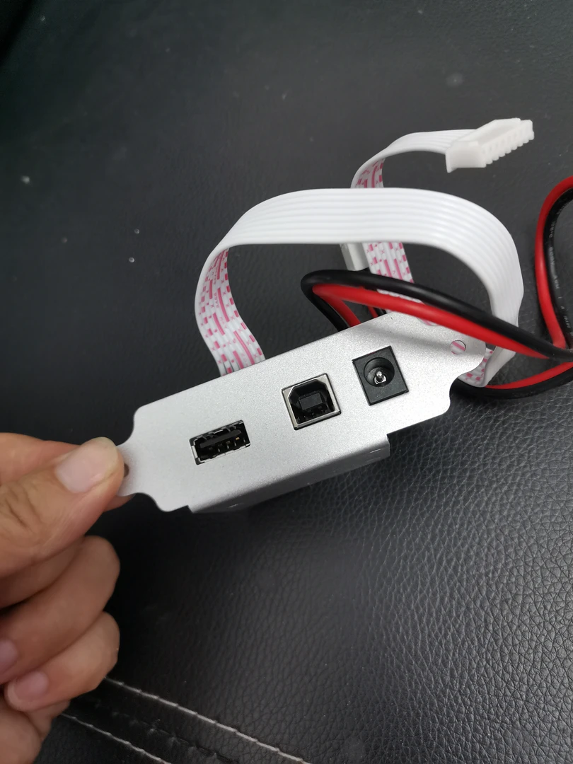 致刻刻字机模切机标签机全自动送纸刻字机USB连接口