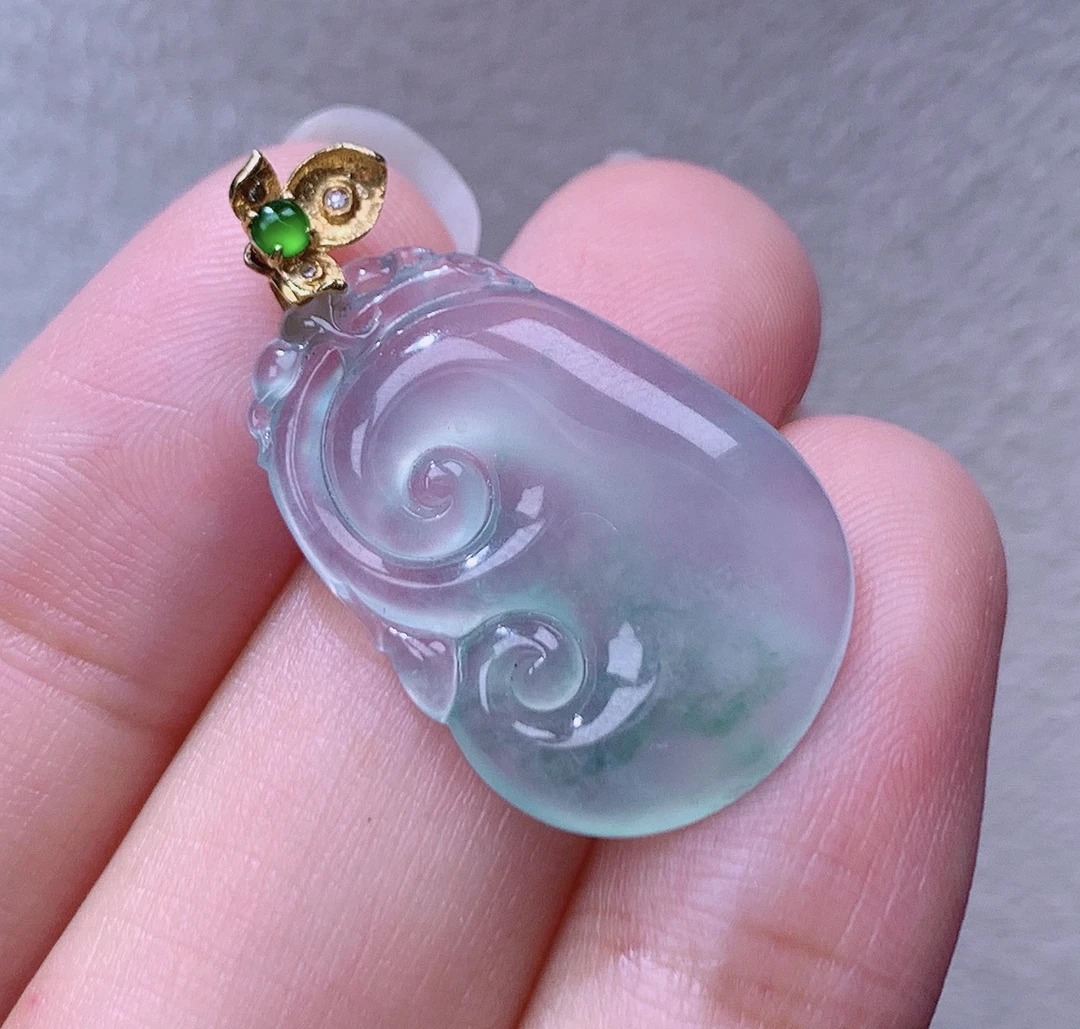 缅甸翡翠A货老坑18k高冰万事如意吊坠揭阳精品玉如意32^25*17.5*4