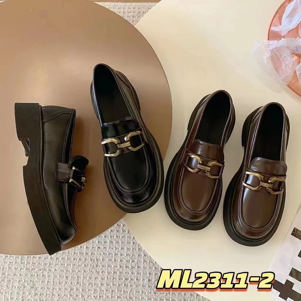 欧美风软底百搭乐福休闲鞋