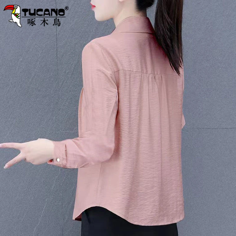 【官方】啄木鸟春夏新款粉色女衬衫长袖简约百搭上衣气质中年妈妈减