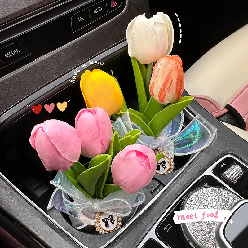 女生车内摆件2025新款郁金香花束网红车载摆件中控台女神装饰用品