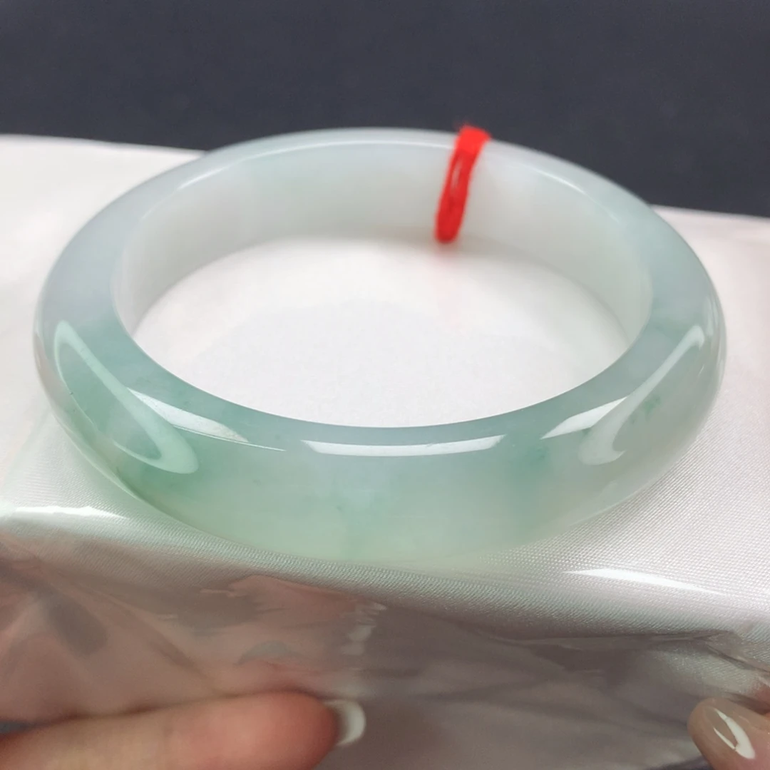 翡翠手镯未镶嵌（43号）