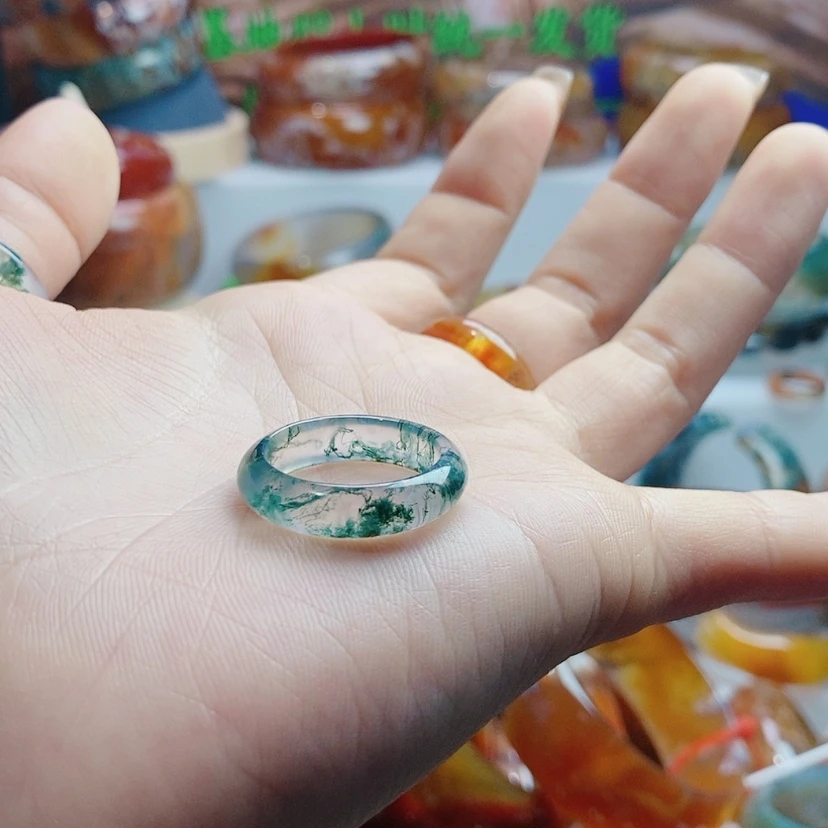 【闪购商品】玛瑙/玉髓戒圈未镶嵌风****?