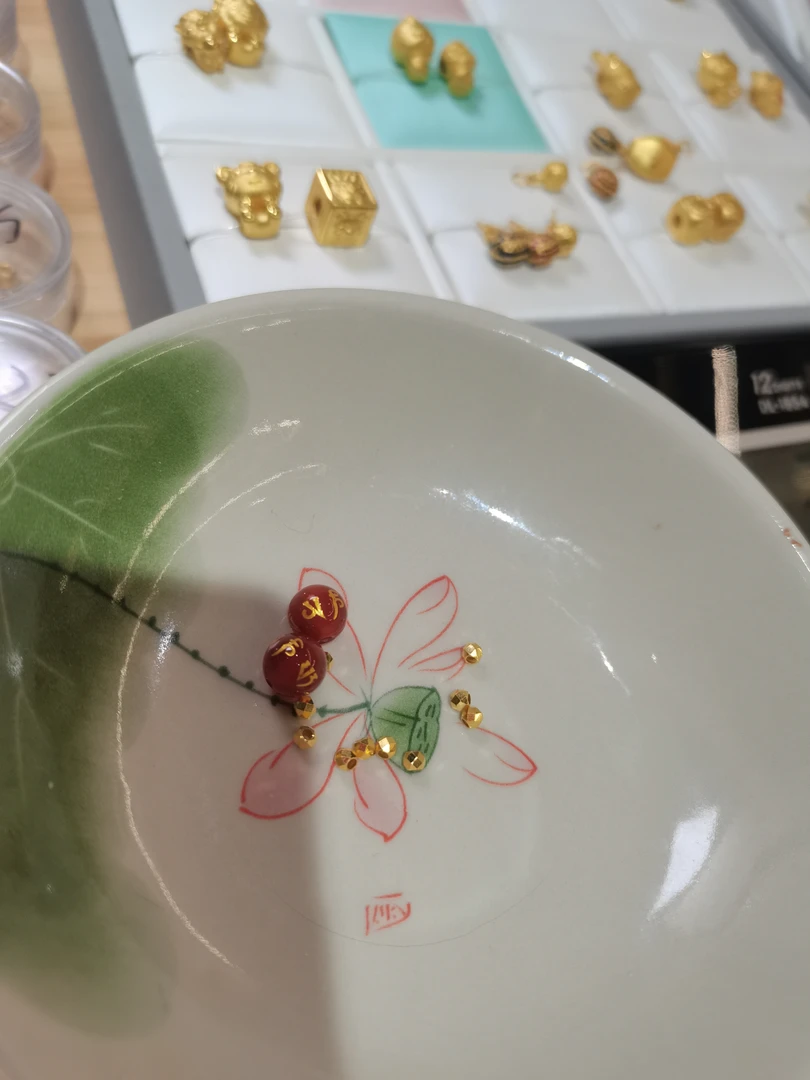 足金吊坠 卡3蹦迪 0.66