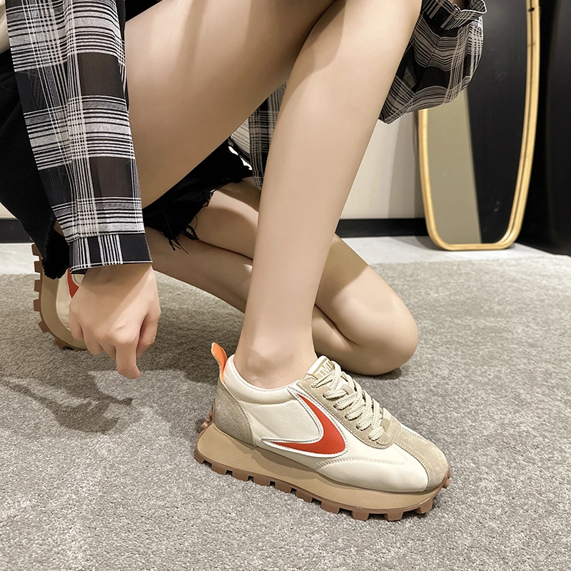 小码女鞋313233休闲鞋新款2023秋季33码34码时尚运动鞋女板鞋厚底