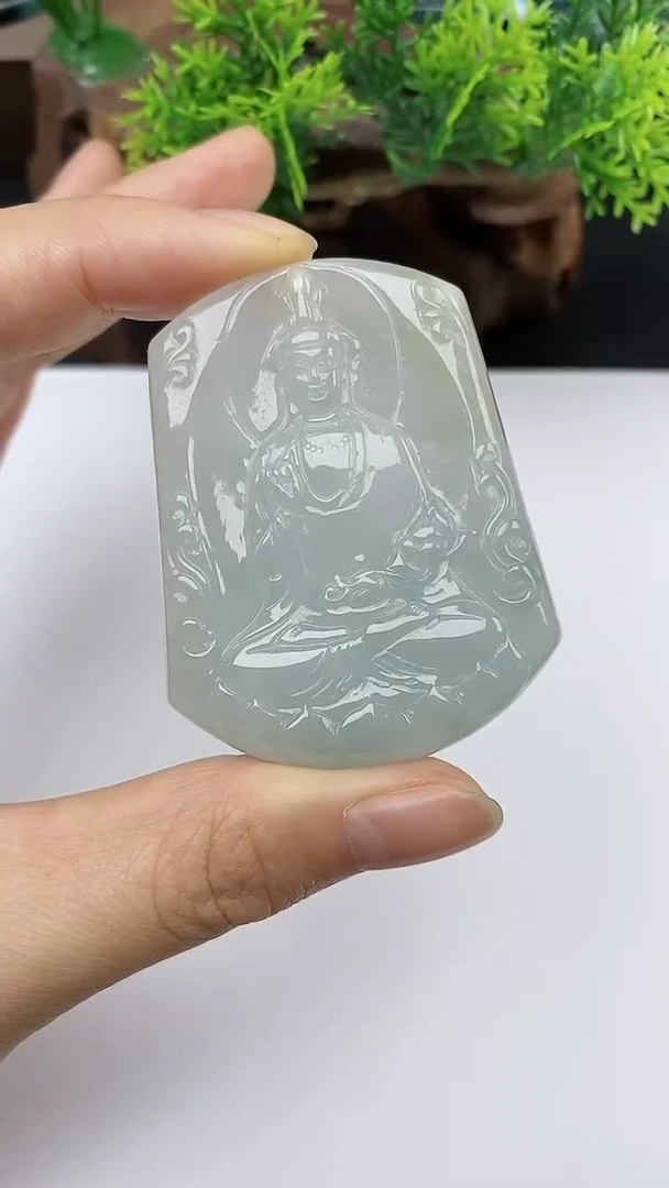 【闪购商品】翡翠颈饰未镶嵌