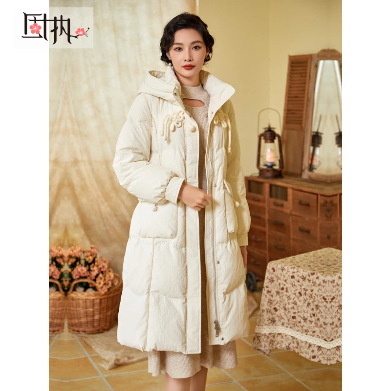 固执秋冬新款学院连帽中国结90白鸭绒羽绒服外套女10834YR08748