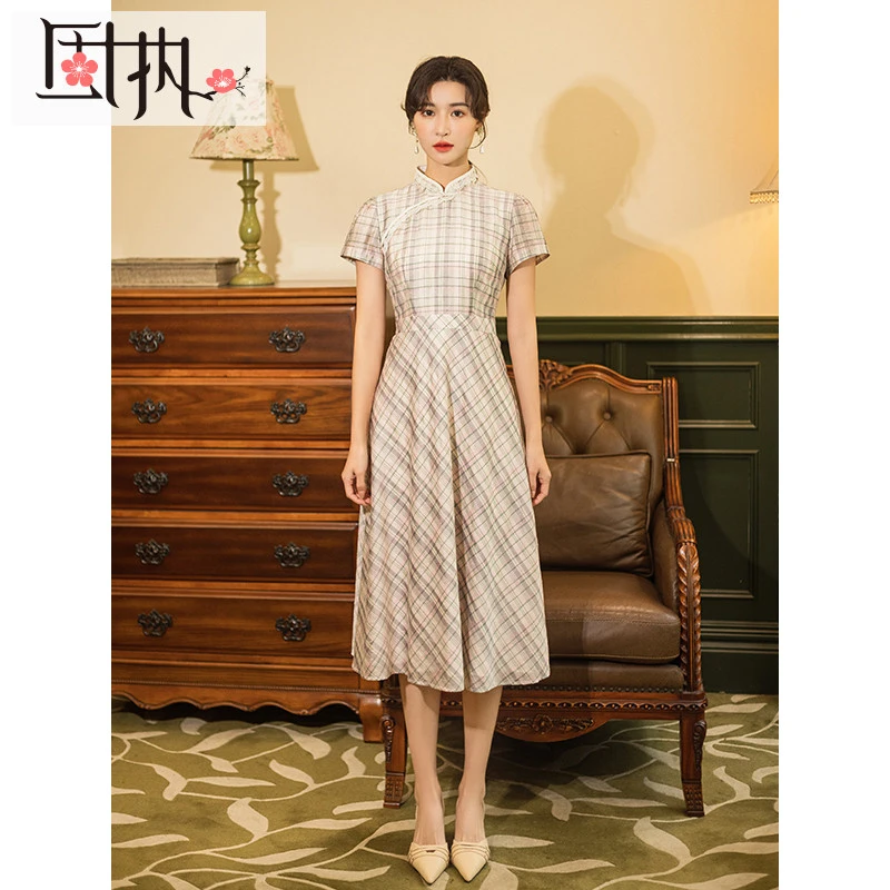 固执夏季新款中式中长款格子偏襟短袖连衣裙71422LQ07107日常气质