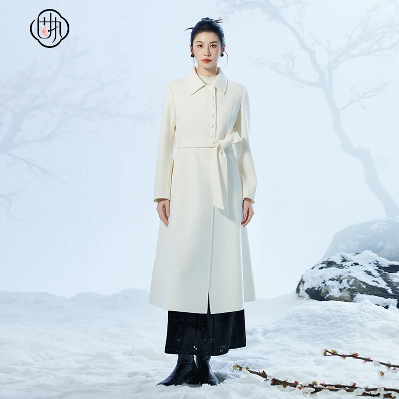 固执2024秋冬新款学院翻领排扣绑带绵羊毛双面呢长款大衣女装外套