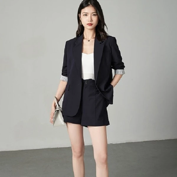 西野妮-西装短裤套装女薄款时尚通勤职业女神范小西服套装女2205