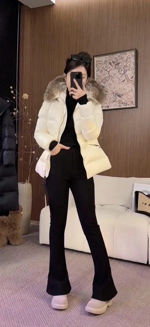 「VITALITY COCO」【冬日暖阳】显瘦气质加厚保暖连帽羽绒服-1439