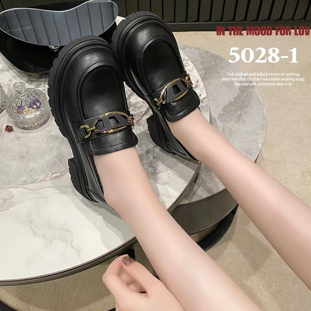 秋冬新款时尚厚底乐福鞋真皮乐福鞋厚底增高棉鞋黑色英伦风女鞋