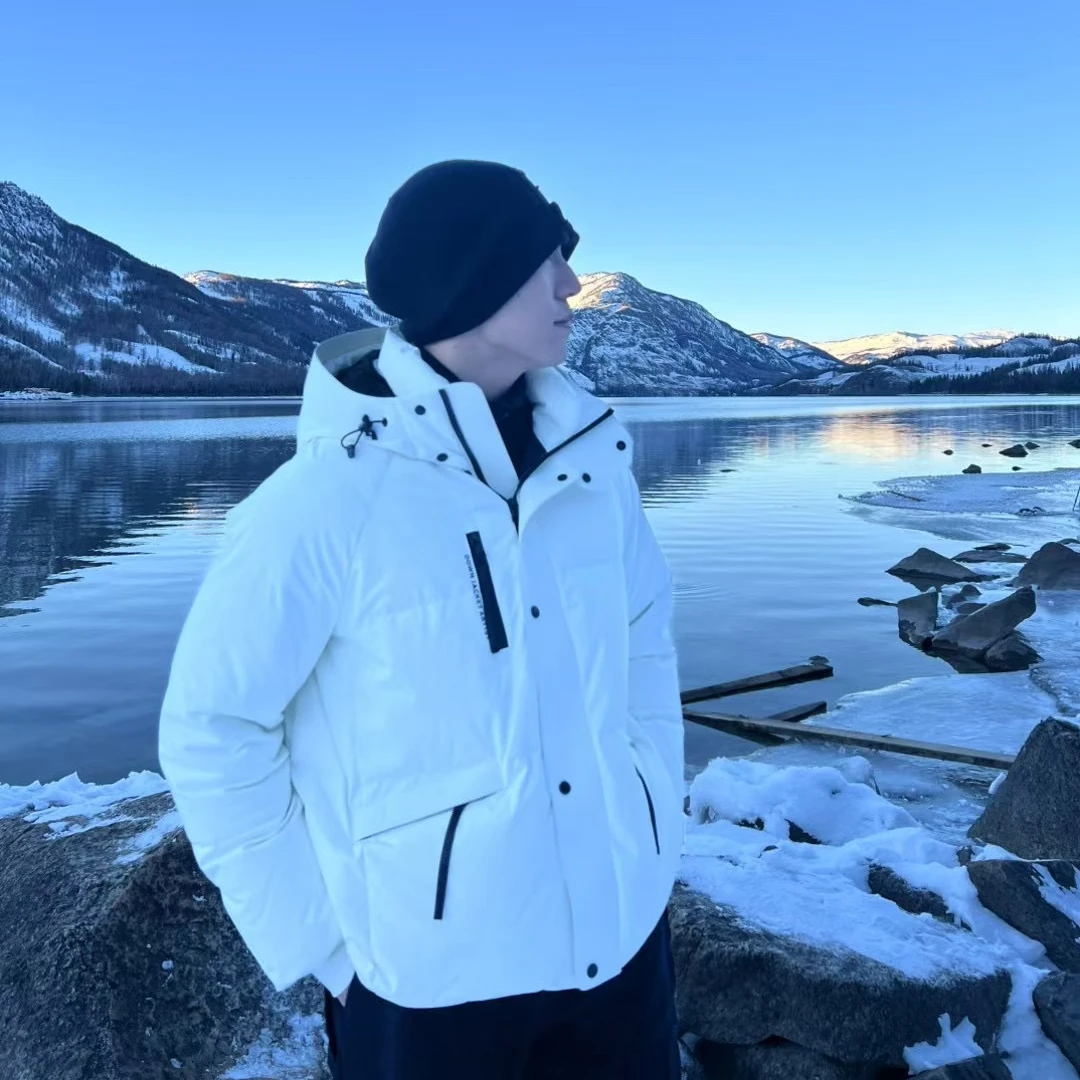 【懒猫专属】爱美斯向心系列户外色彩碰撞加厚短款鹅绒服A069007