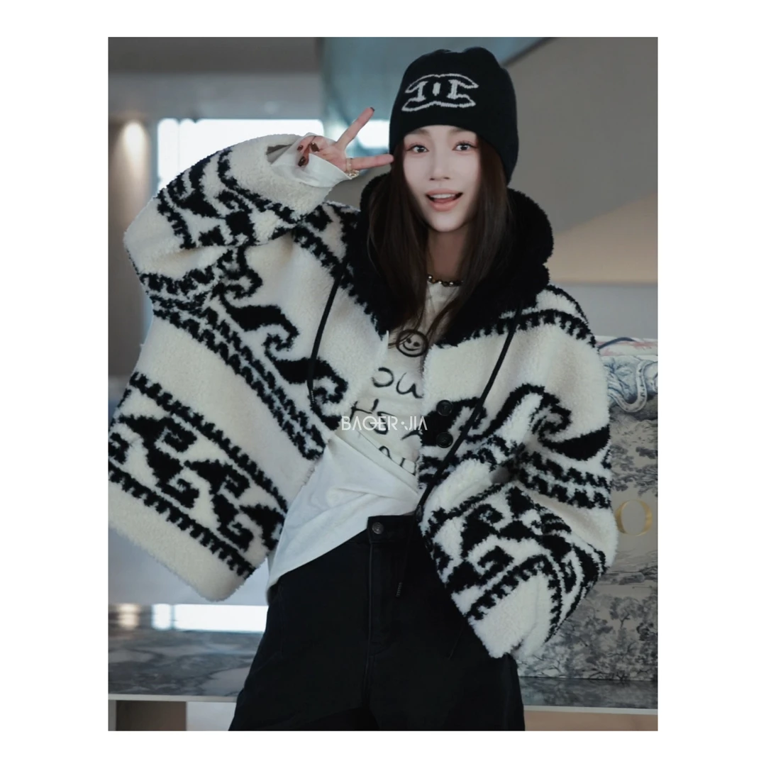 6-【羊咩咩】宝儿家含幂BA102324411冬季新款独特设计连帽羊毛毛衣