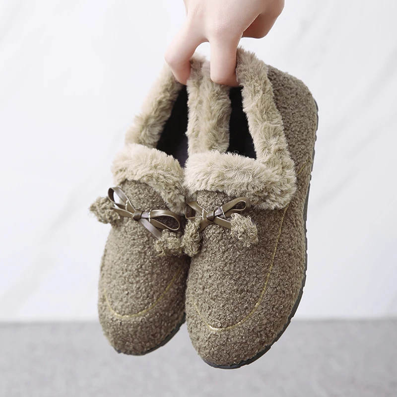 2024冬季老北京布鞋软底加绒毛毛鞋懒人休闲防滑女士时尚豆豆棉鞋