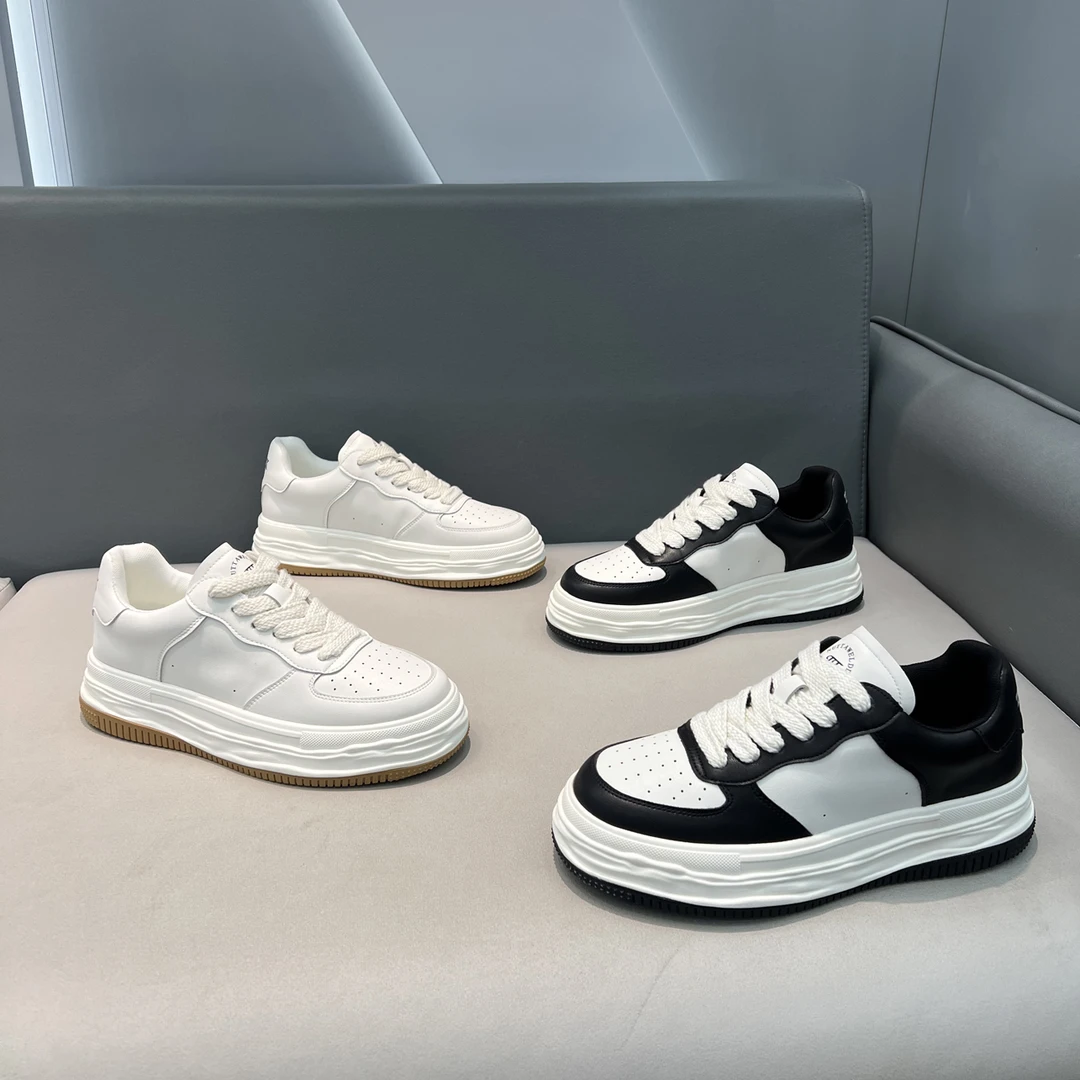 时尚熊猫黑白厚底男鞋2024早秋新款百搭软底舒适轻奢潮流休闲板鞋